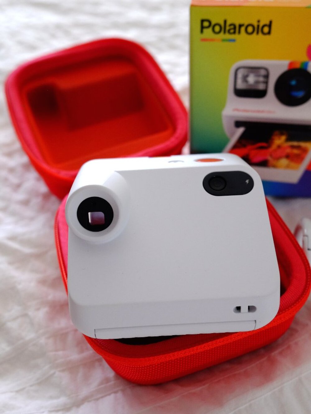 Original Polaroid Go Instant Camera + Zipper Case + Film! - Like New! - Picture 5 of 7
